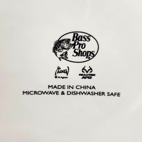 Whitetail Buck Deer Salad Plates by Al Agnew RealTree, Set of 3 - Picture 12 of 13